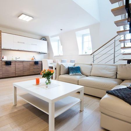 קרלובי וארי Spa Apartments Bulharska מראה חיצוני תמונה