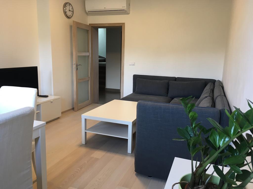 קרלובי וארי Spa Apartments Bulharska מראה חיצוני תמונה