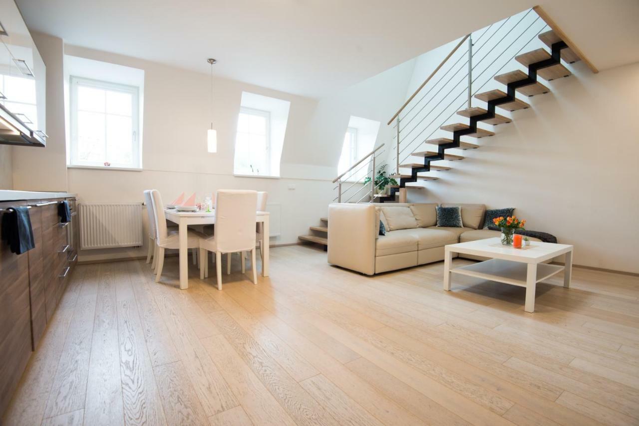 קרלובי וארי Spa Apartments Bulharska מראה חיצוני תמונה