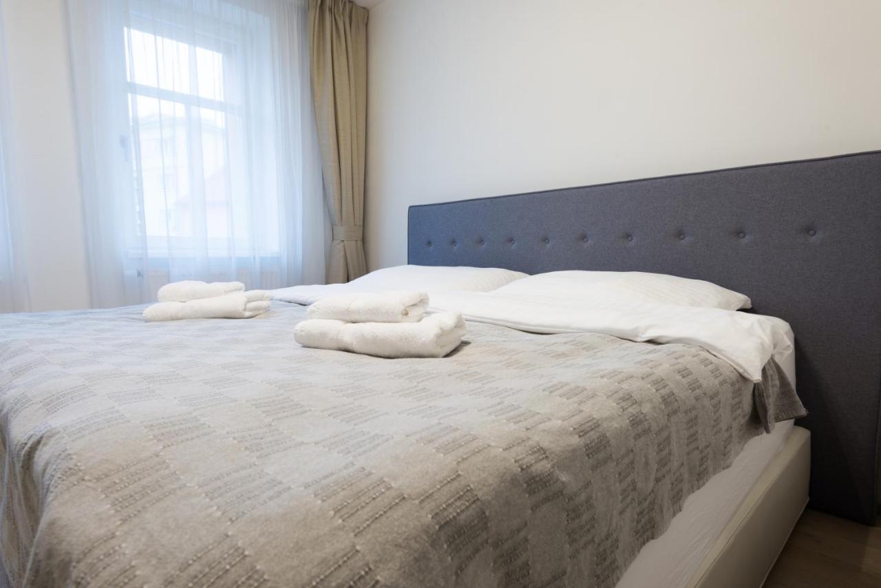 קרלובי וארי Spa Apartments Bulharska מראה חיצוני תמונה